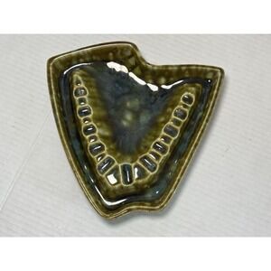 Vintage McCoy Mount Clemens Footed Ashtray MCM Green Drip Glaze USA 923